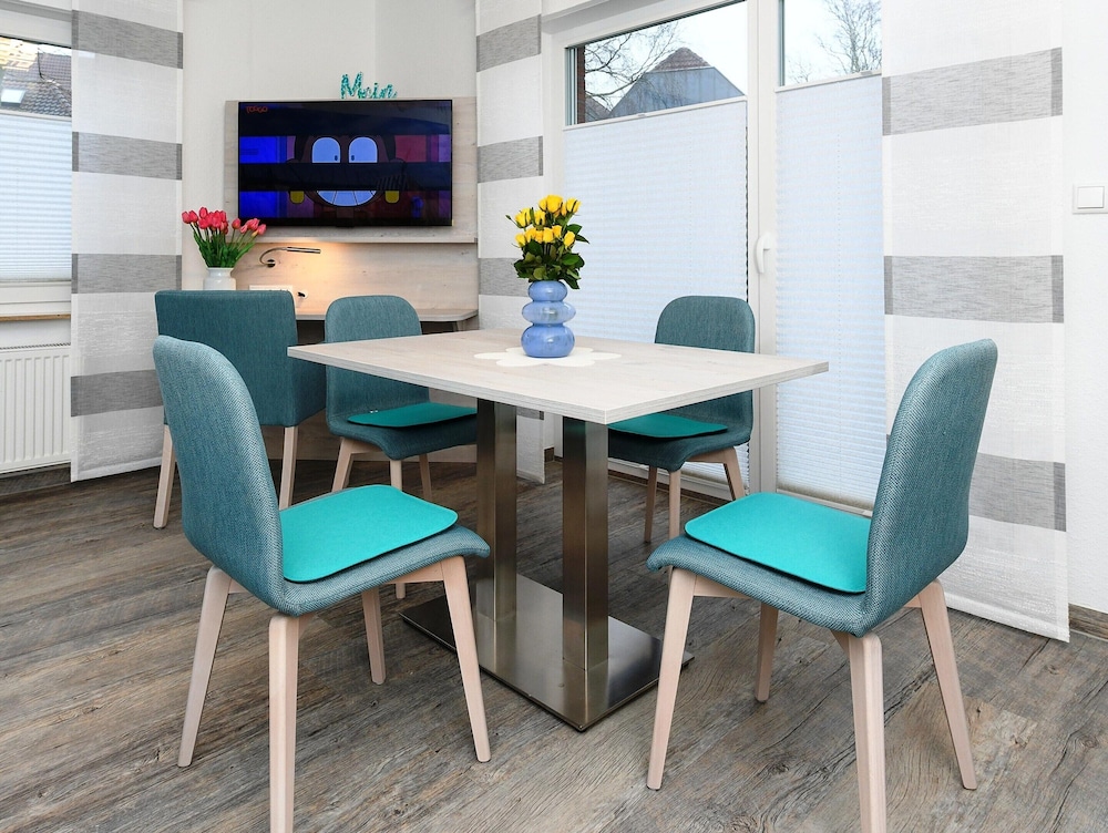 Moderne Ferienwohnung mit Terrasse in Ruhiger Lage
