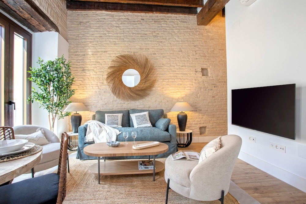 Cozy 2BD Apartment in Arenal Santas Patronas II