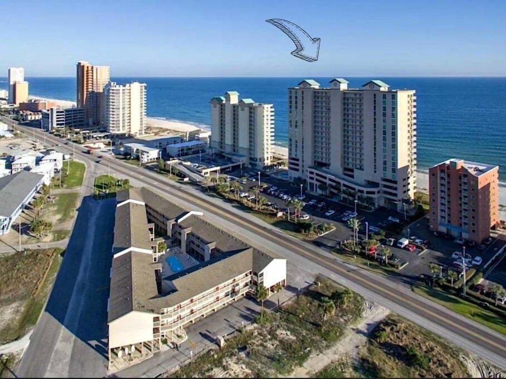 Crystal Shores West 707