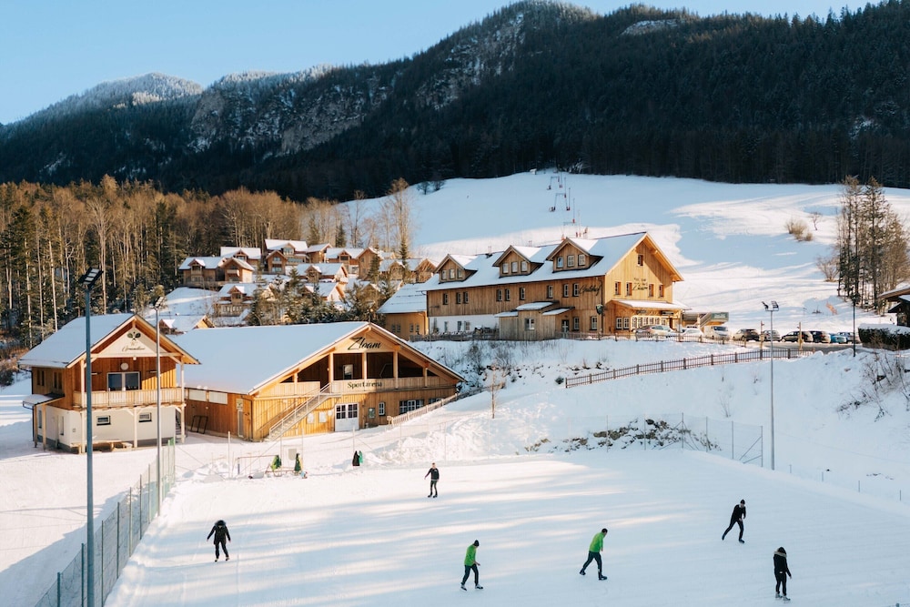 Chalet Near Grundlsee & Loser Ski Lift