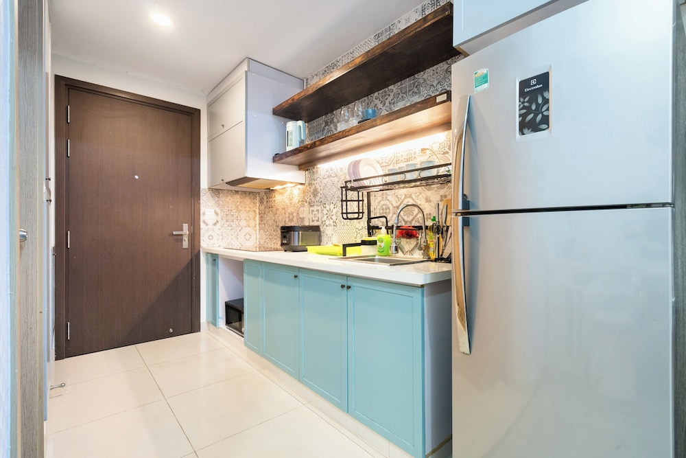 Annie Apartment - Rivergate Resident