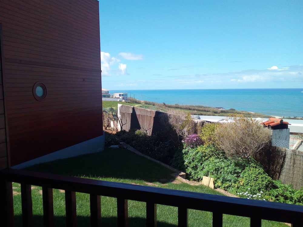 Coxos Beach Lodge