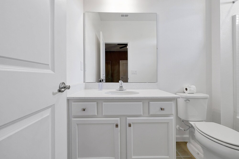 Luxury and Sophisticated 15 BR Ensuite