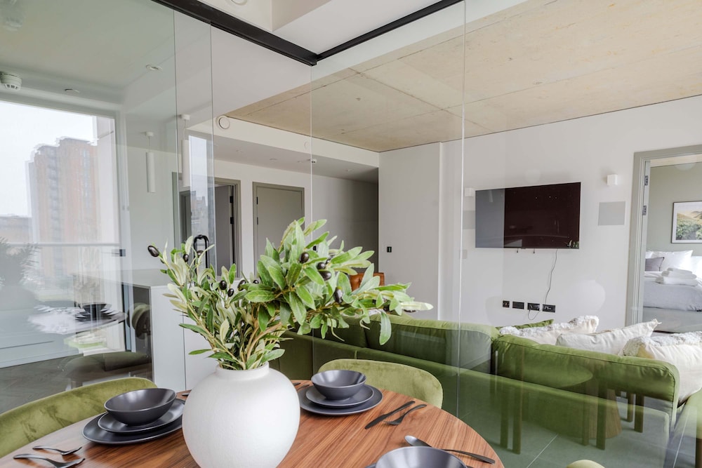 Midori Suite 2BR City Views