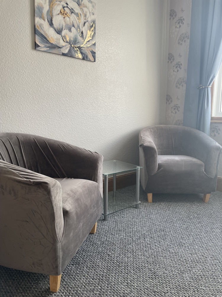 Whiteways Hotel