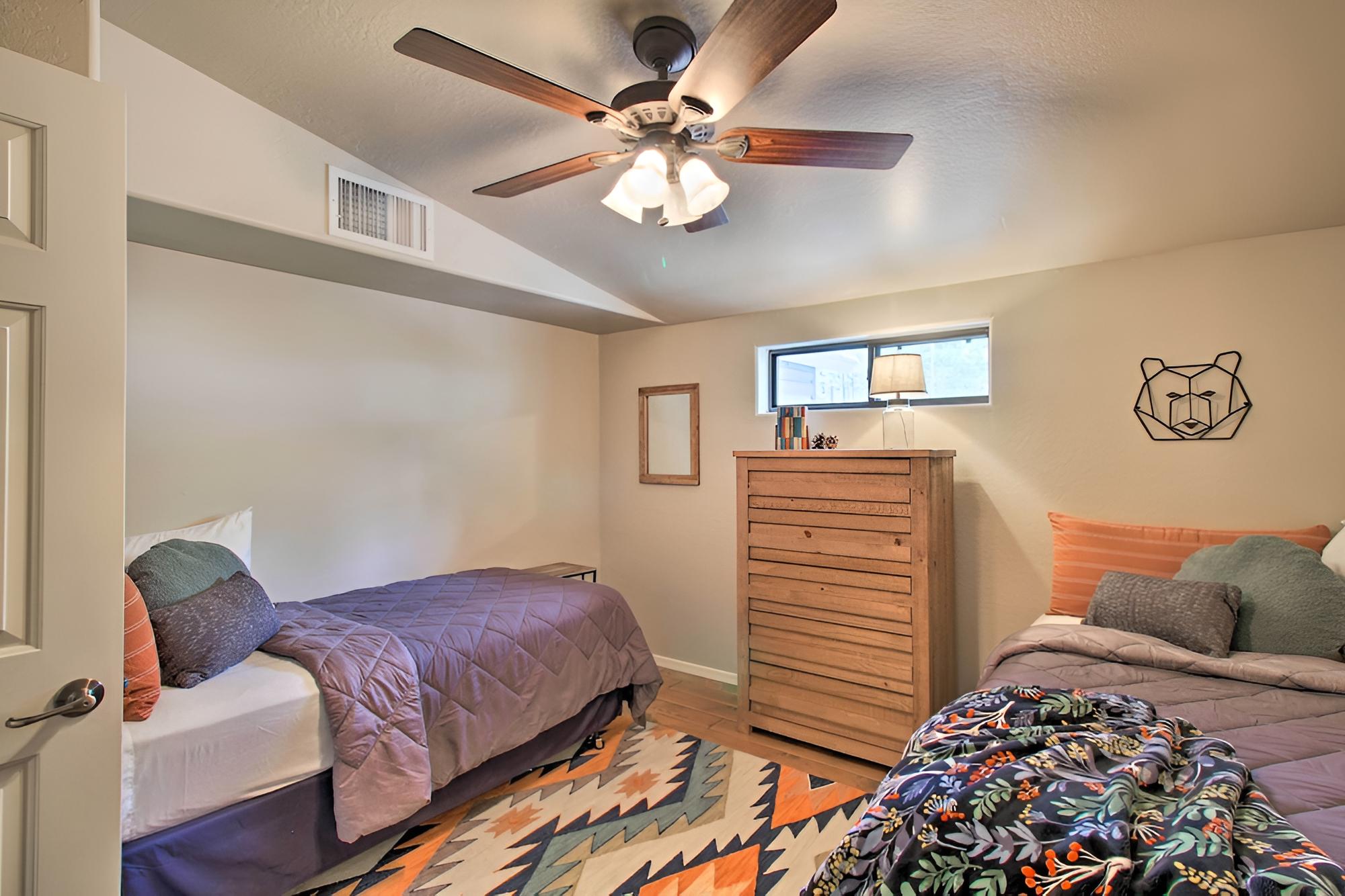 Home w/ Patio in Pinetop Crossing: Walk to Golf! view 4