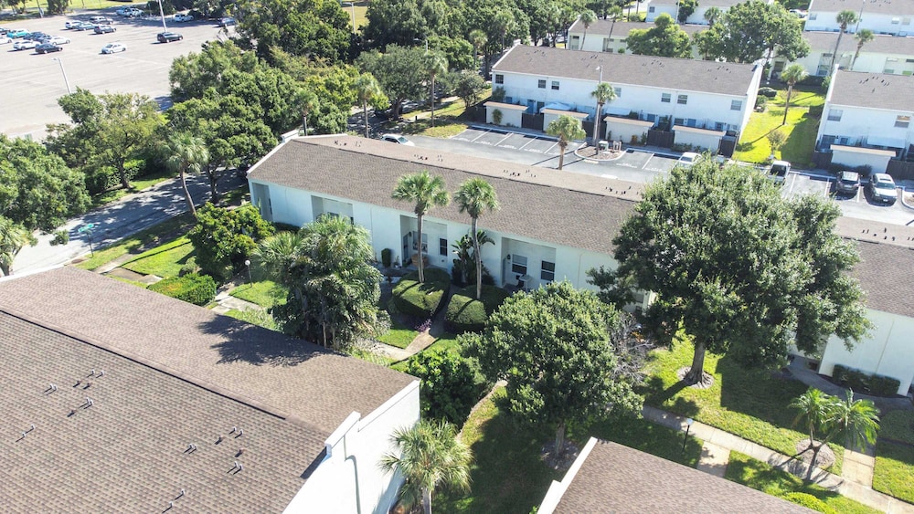 The Capri Villa Stay for 6
