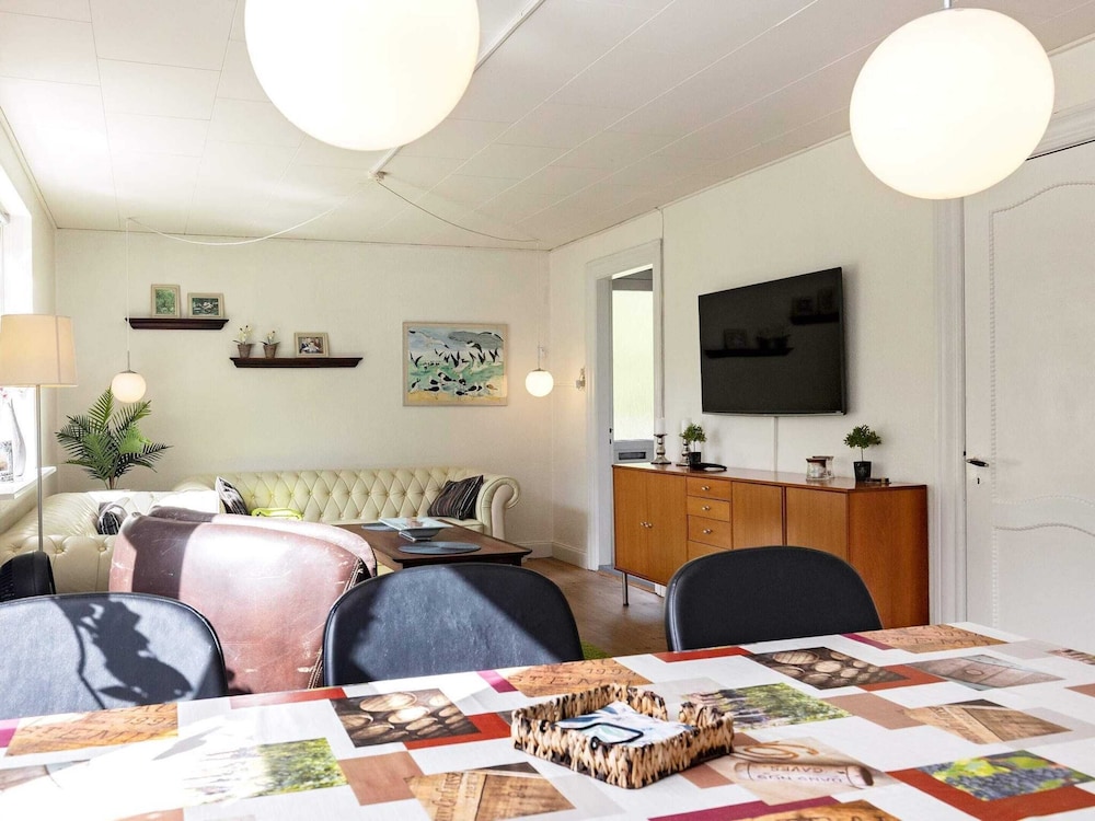 Grand Holiday Home in SÃ¸by Ã†rÃ¸ near Golf Course view 5