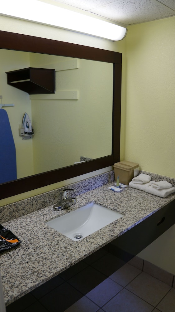Regency Inn