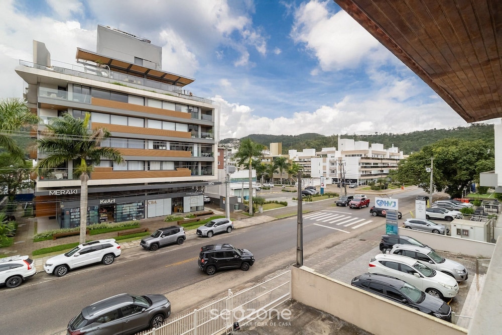 Fully Equipped Apartments Just Minutes From Jurere Beach - CIE
