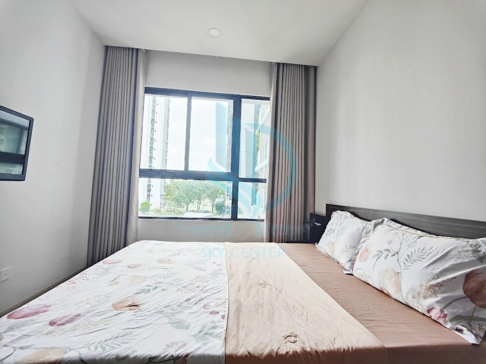 Luxury 2-bedroom apartment Celadon City