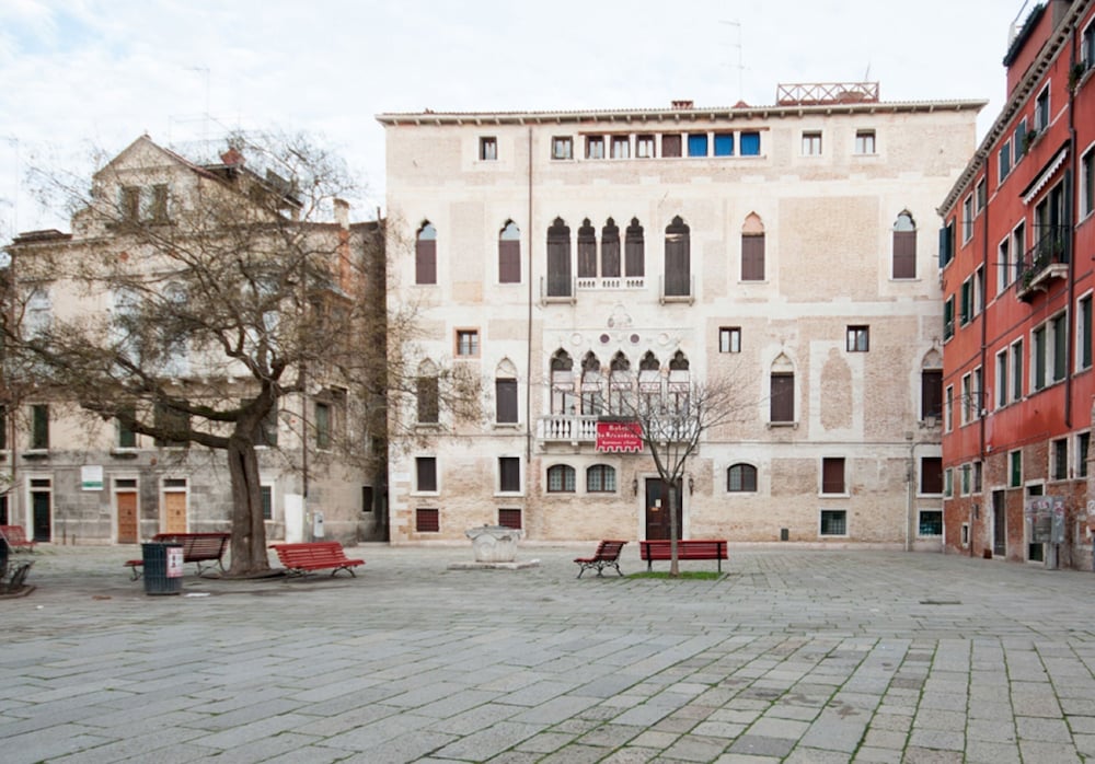 Doge Palace 5