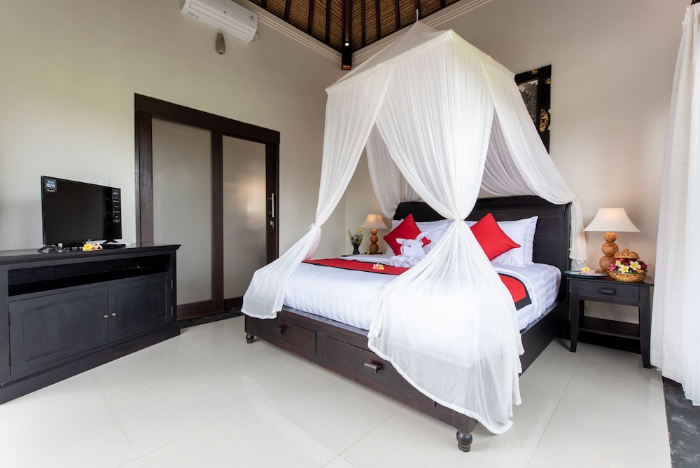 Villa Cendrawasih view 2