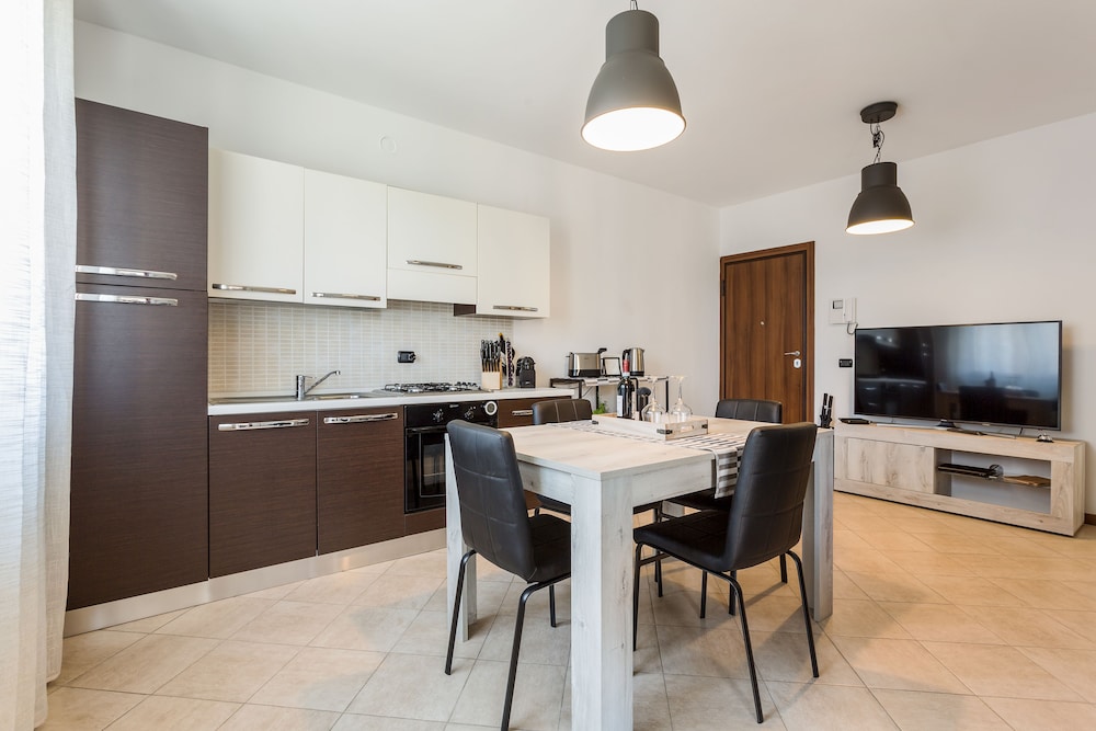 Giuliari en Verona — kitchen
