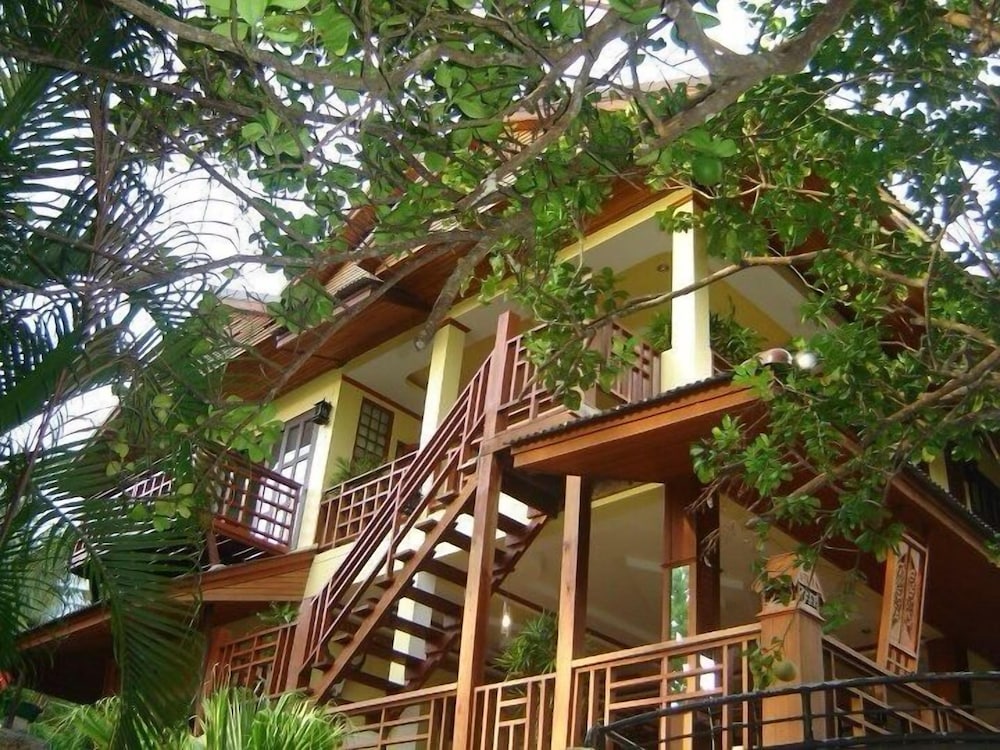 Hut Sun Bungalow