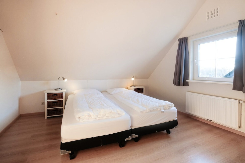 Holiday Home for six Guests