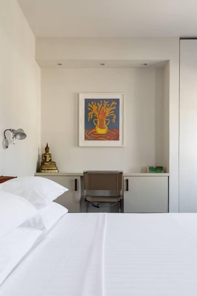 Albert Street V by Onefinestay