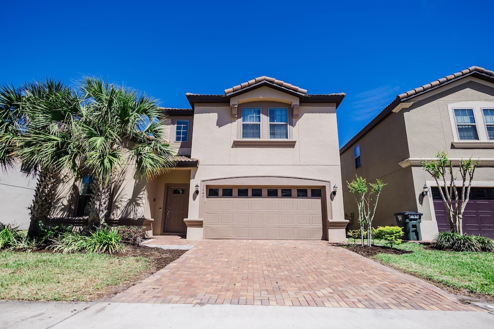 1643 LA - Luxurious Retreat Windsor at Westside