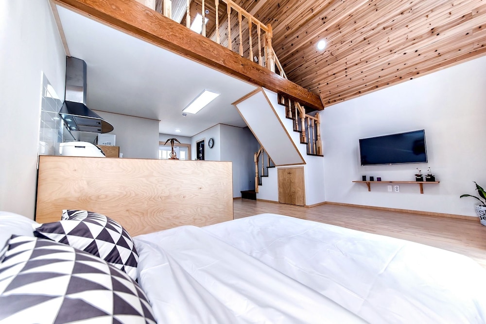 Browncabin Pension