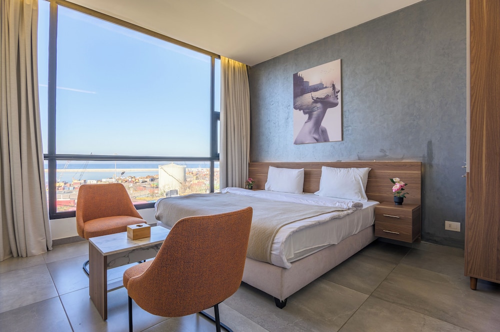 Gate 9 Tower -Studios & Apts Mar Mikhael