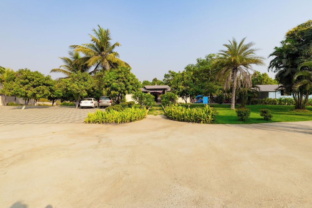 MJ Resort