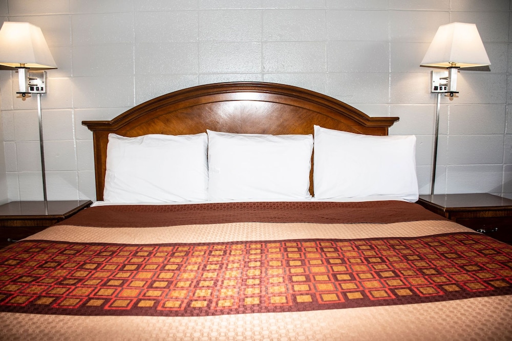 Budget Inn Carthage - Property Image 4