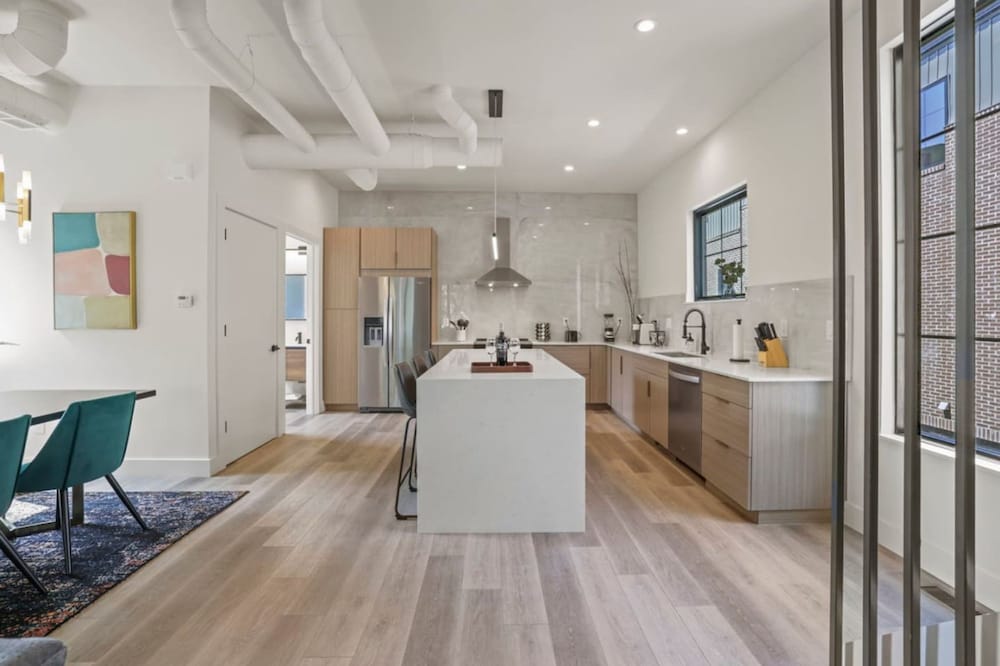 Stylish Getaway -columbus-3 Bedroom Masterpiece