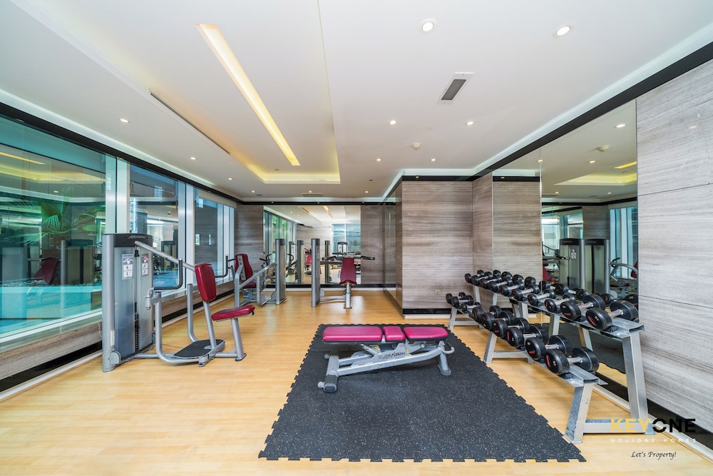 The Cosmopolitan Spacious Studio