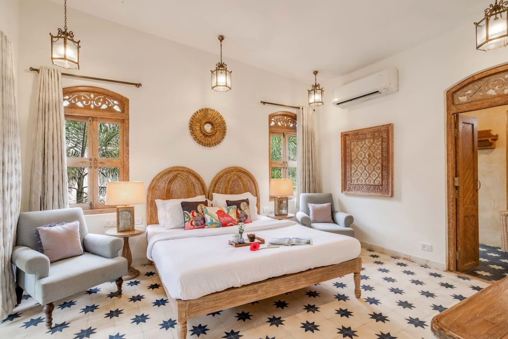4bhk Villa in Siolim Pool Lush Forest View
