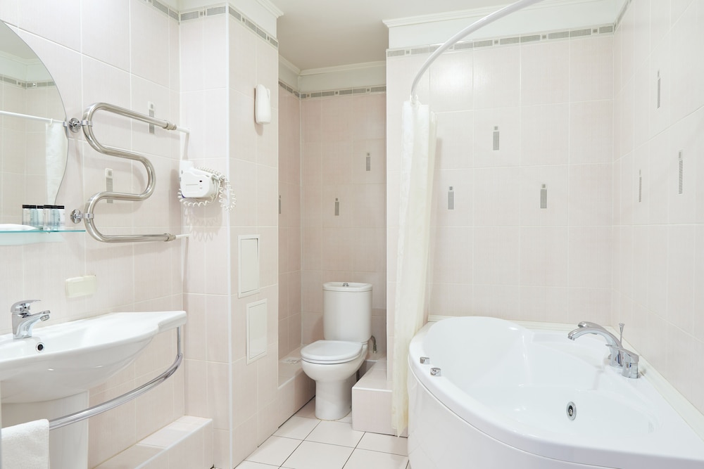 Almaz Hotel