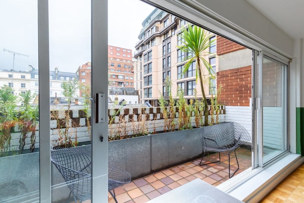 Cosy 1bedroom Flat - 2 Min Walk to Kensington Gardens!