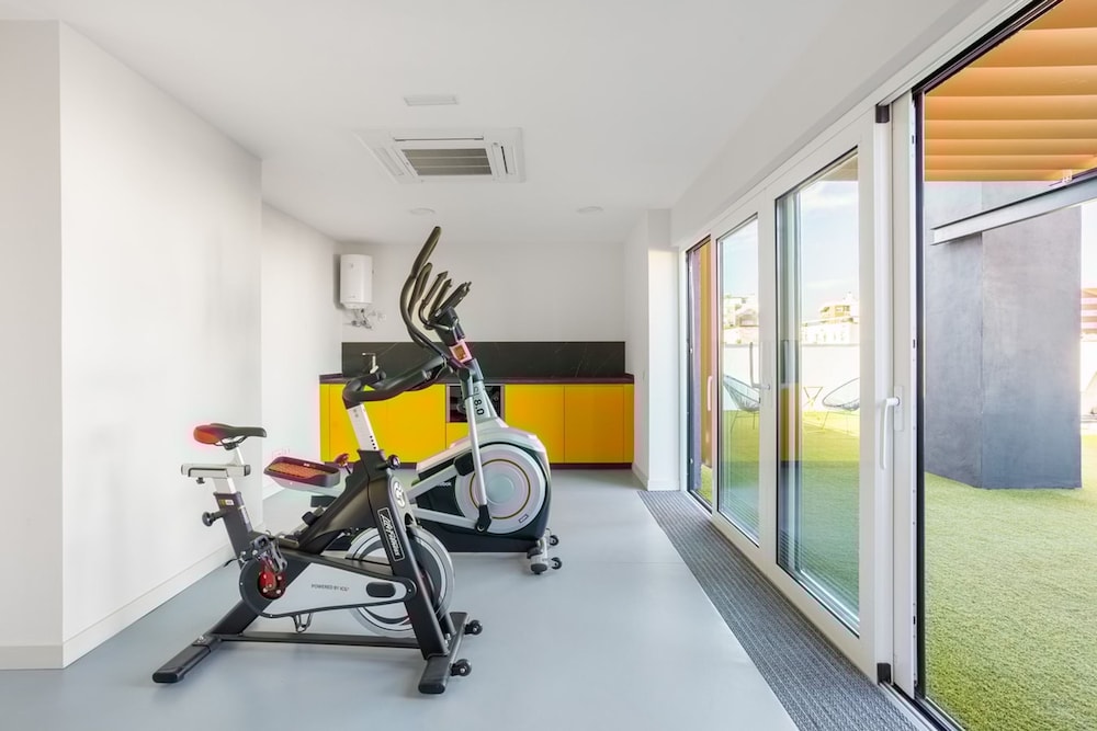 Java - 3 Bedroom and Shared Pool in Almagro