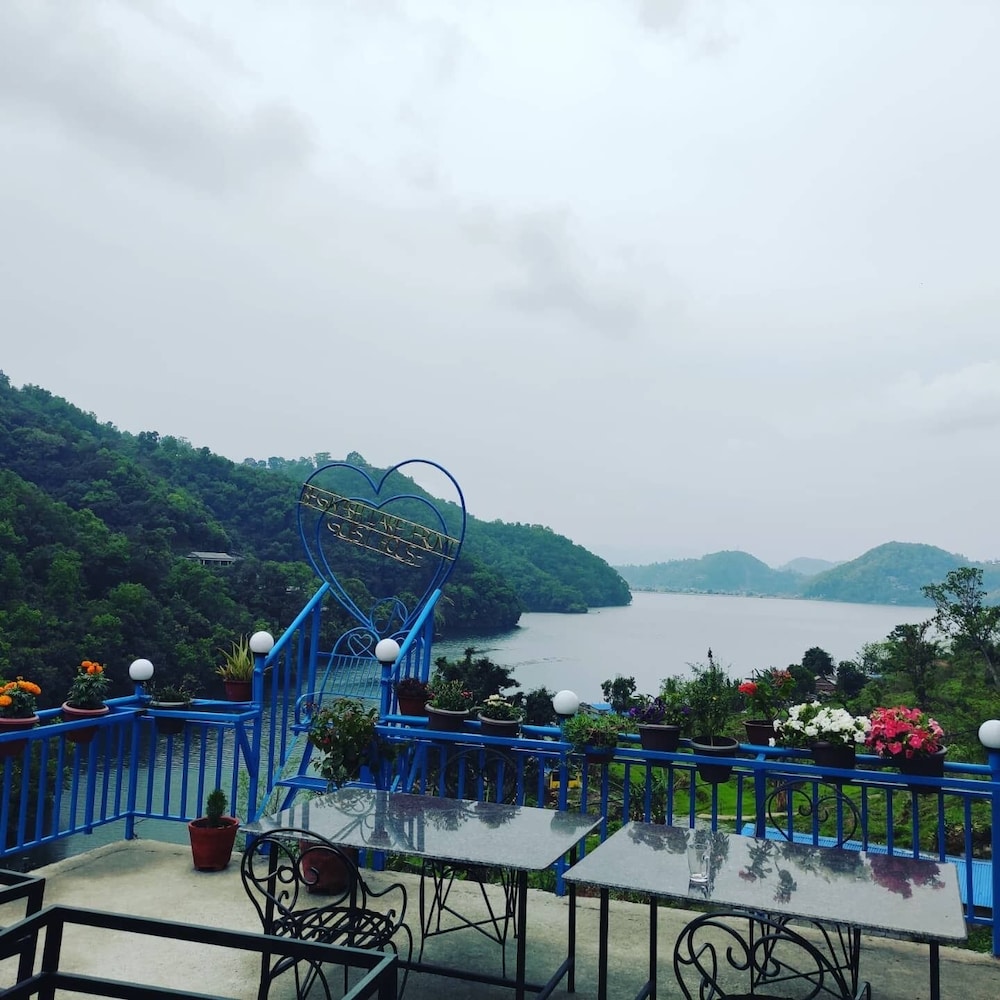 Begnas Lake front guest house