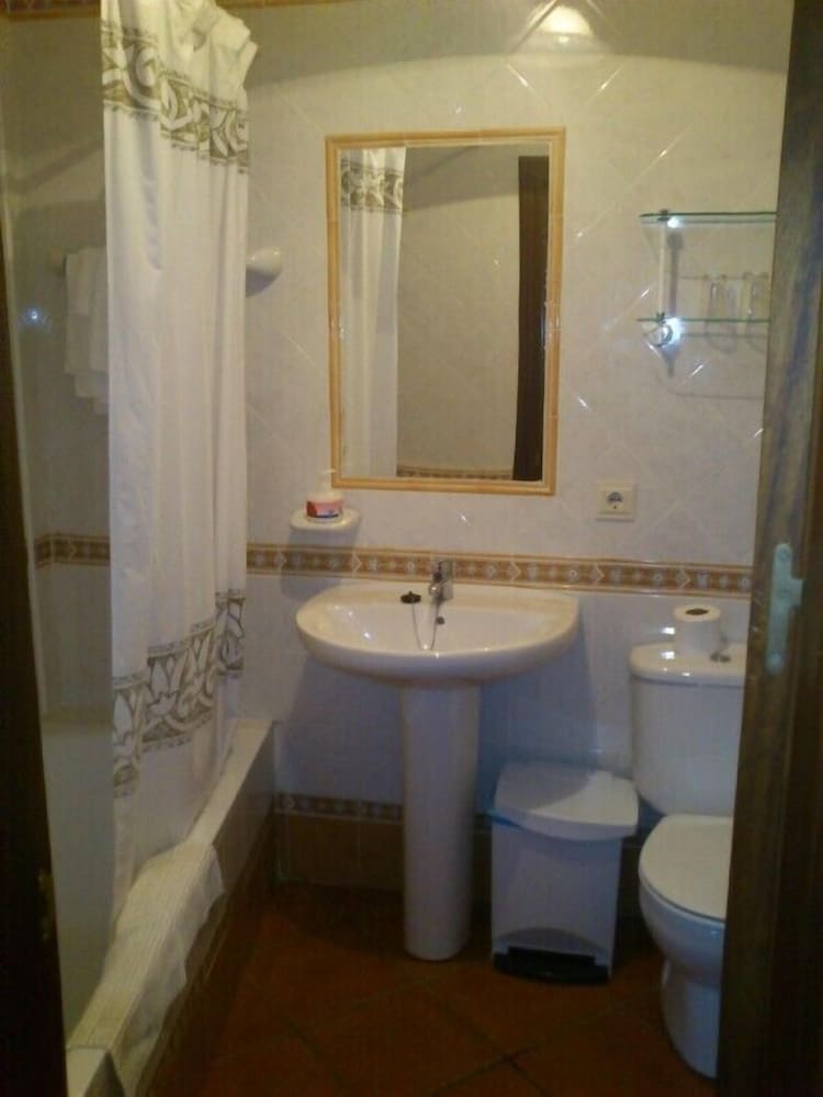 Hostal Poqueira