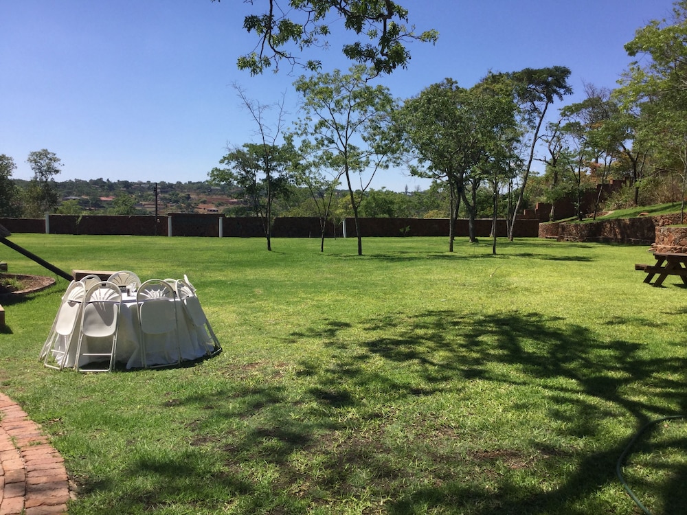 Manna Resorts