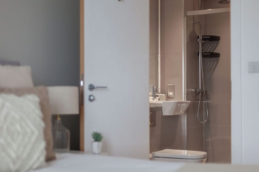 The Colindale Luxury Apartment