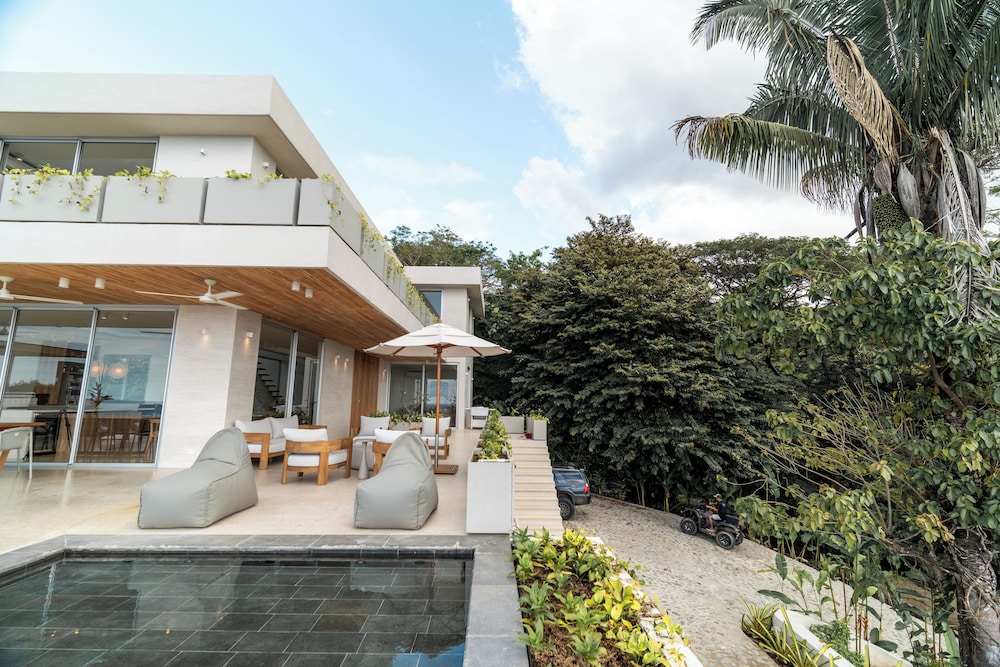 Soluna Villas