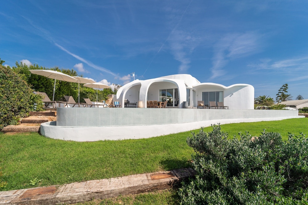 Villa Gaudina - Villa With Private Pool. Free Wifi