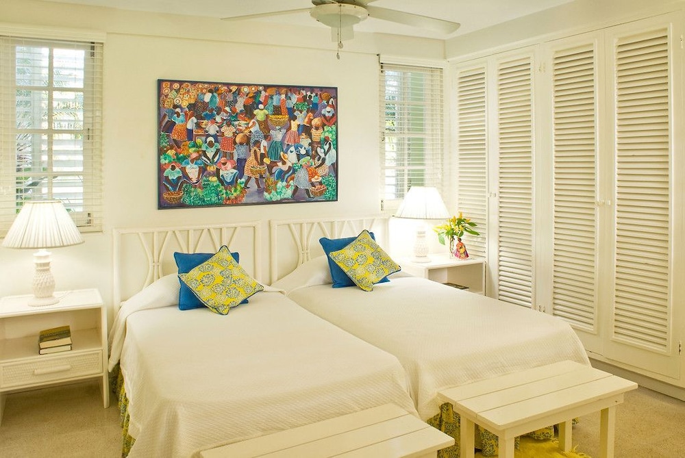 Seagrapes 5br by Jamaican Treasures view 4