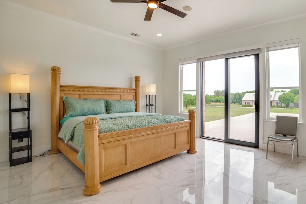 Sprawling Countryside Home in Dallas Area