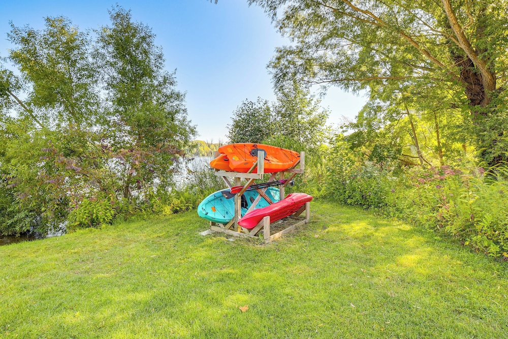 Live Large on Saddle Lake! Family Home w/ Dock