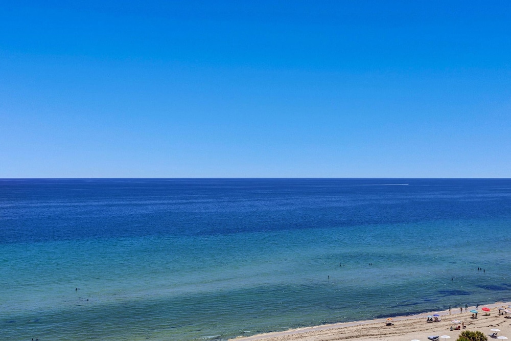 Beautiful 1 1 Beach View 14 Floor
