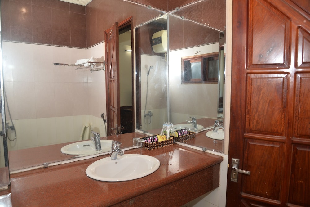 Photo 21