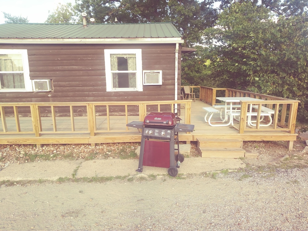 Headwaters Motel