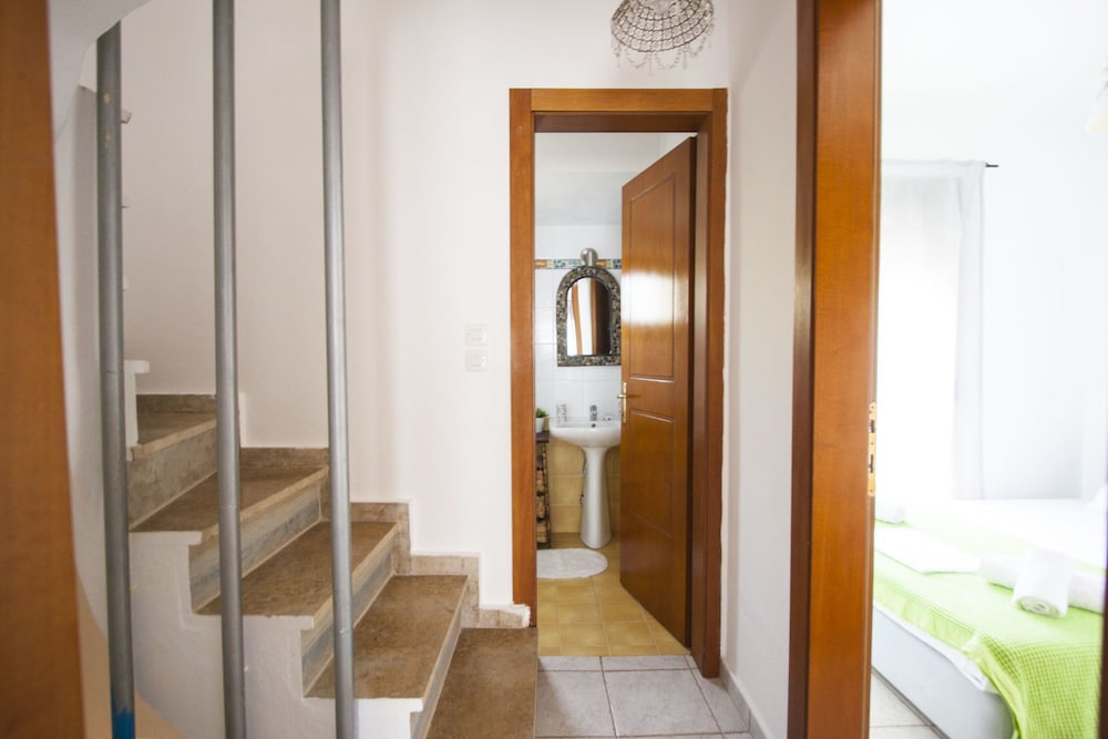 Photo 27