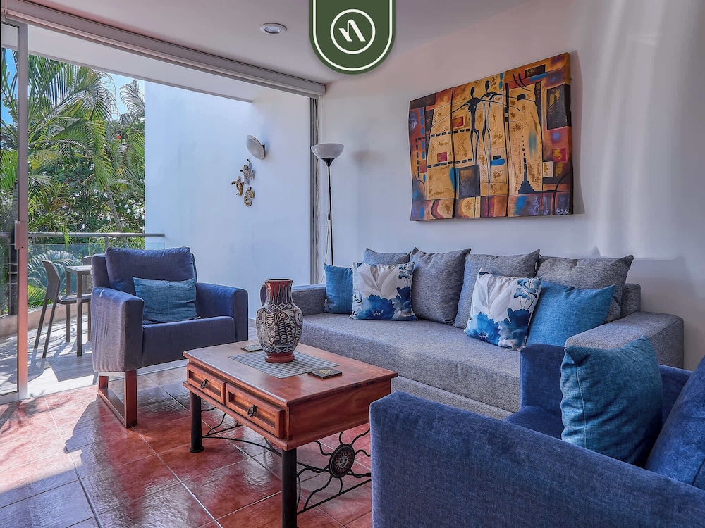 Beachfront 2BR Condo With Pool and Beachclub