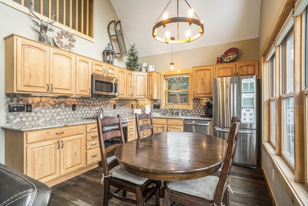 Solitude Eagle 5 - Estes Park 2 Bedroom Condo by RedAwning - Property Image 21