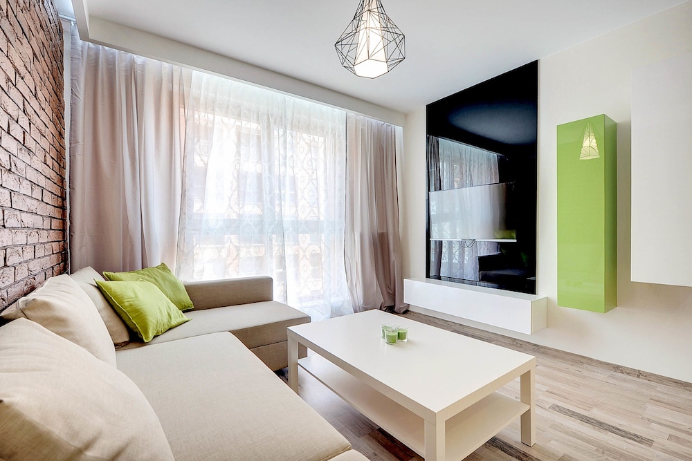 Apartinfo Aura Apartments
