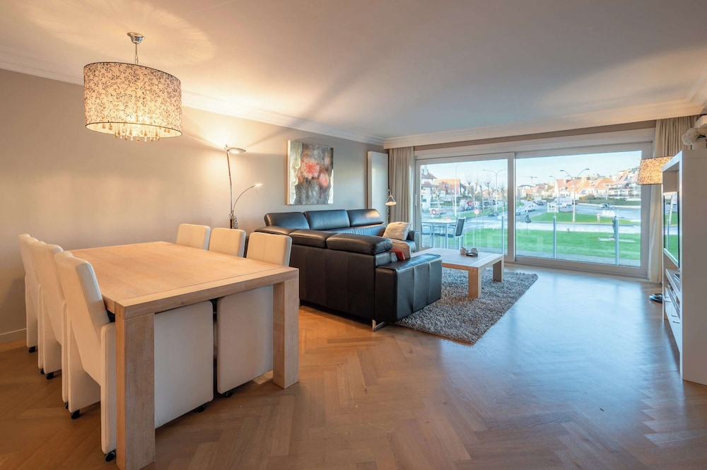 Apartment in Knokke Near Casino Square