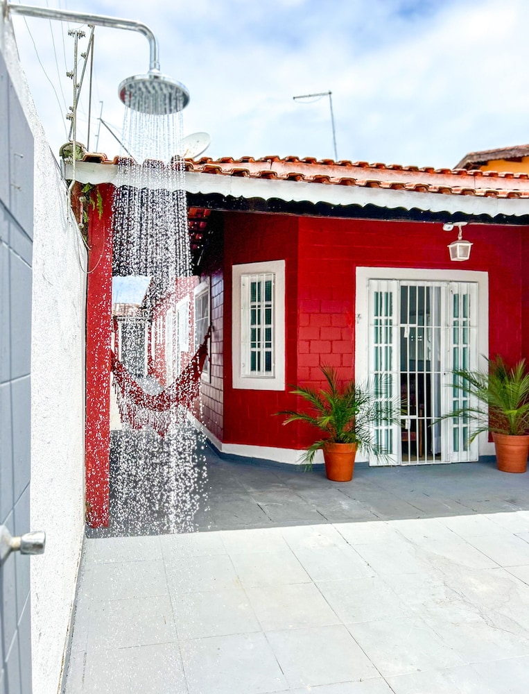 Tima Casa com Wifi pr Ximo a Praia em Itanha m SP